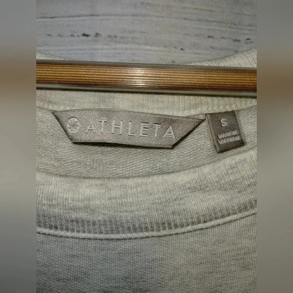 Athleta Shala Cold Shoulder Dress in Heathered Cream Gray size Small Sweater - Picture 4 of 8